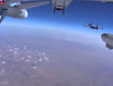 Ρωσικά Su-27 σε πλήρη δράση: Εκτοξεύσεις πυραύλων και ρουκετών (βίντεο)